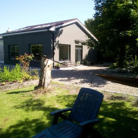 Apartament Spacious Contemporary Chalet Type Apartment. *