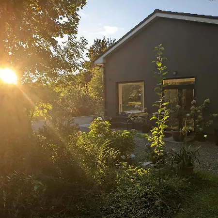 Spacious Contemporary Chalet Type Apartment. * Galway